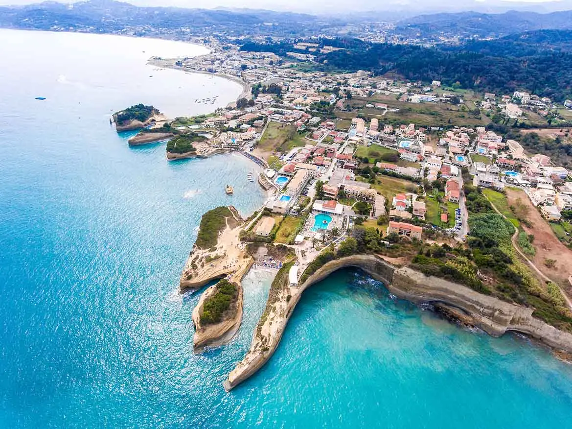 Explore Sidari and Canal d’Amour by Car and Enjoy the Natural Rock Formations